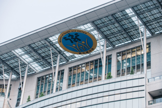 衛福部修醫師法遭批「學歷採認放水」 醫怒：鐵了心保波波