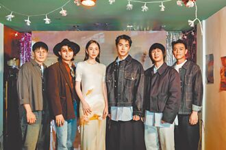 椅子樂團遇祝融 曾敬驊虐戀遭火吻