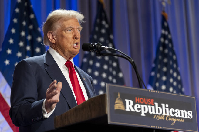 川普向加拿大、中国大陆与墨西哥加徵关税恐酿美国物价飙涨。（图／美联社）