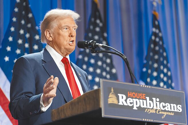 美国总统当选人川普提前开打关税战，引发台股杀机。（美联社）