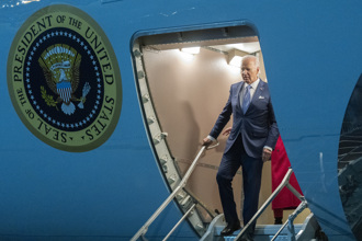 拜登造访安哥拉 美媒：美中在非洲竞争的新战线？