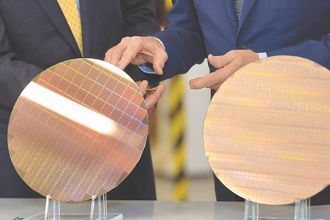  二線晶圓廠股價紛破底 網驚嚇這檔殺破17元：冤魂很多