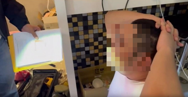 警询时，杨男无法解释款项来源，警方循线调查最终查获本案为「黑吃黑」。（图 / 刘咏韵翻摄）