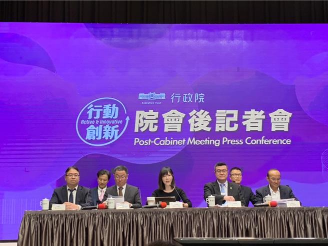 行政院召开院会后记者会。（张薷摄）