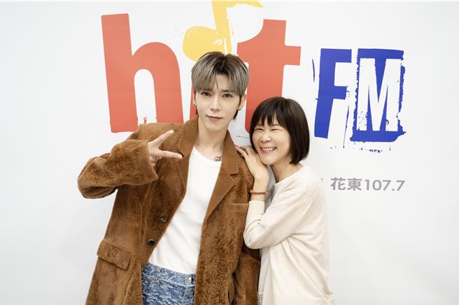 畢書盡接受阿娟訪問。（Hit Fm聯播網提供）