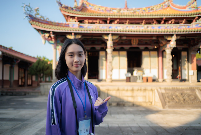 马英九基金会邀请陆生团访台交流，团员28日下午走访台北孔庙，清华大学学生彭弋航（见图）出面受访。（郭吉铨摄）