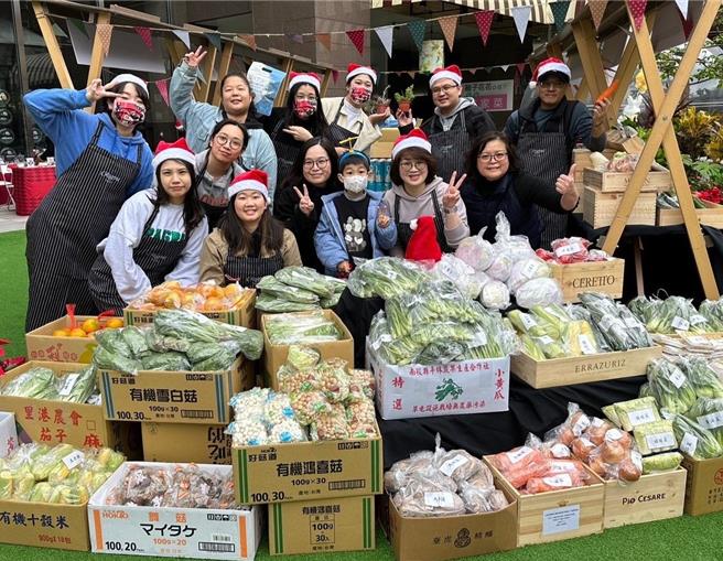 由台北晶华酒店採购部门规划的五星食材专区，集结多家爱心厂商共同赞助，将以超低价格特卖。（台北晶华酒店提供）