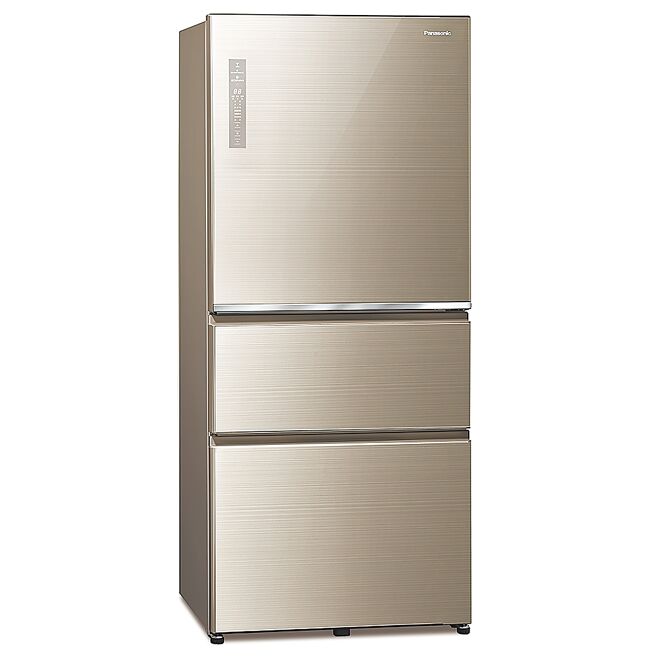 Panasonic 610公升玻璃三門變頻冰箱，打73折，只要3萬4240元。（燦坤提供）