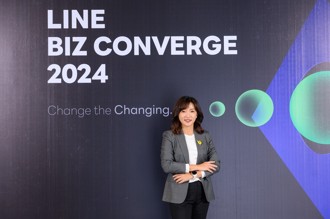 金手指奖年度人物王俞蓉 透过LINE促产业数位转型