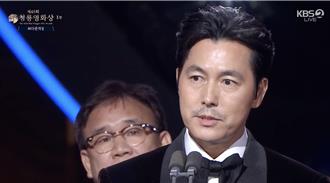 鄭雨盛憔悴出席青龍獎！首度致歉「會對兒子負責到底」