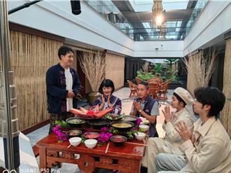 以茶为媒讲述云台融合故事 《风吹茶花香两岸》短剧今在昆明首映