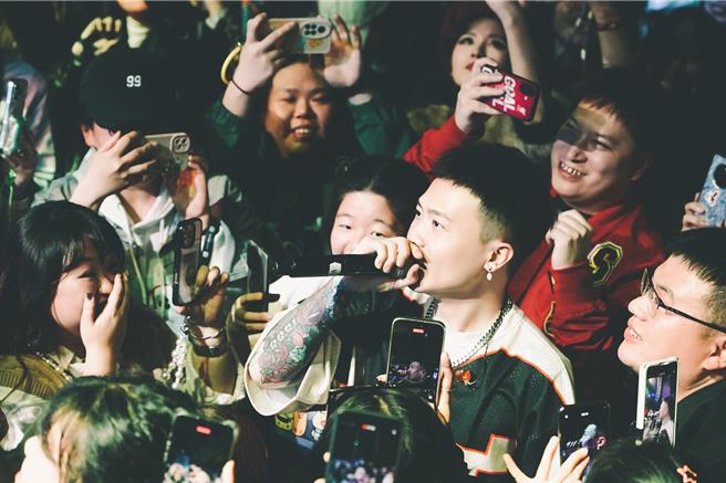 GX日前在成都举办演唱会。（相信音乐提供）