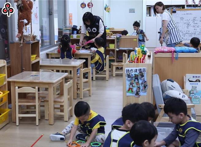 台北市民生社区某职场互助教保服务中心幼儿园惊传陈姓教保员不当对待。北市教育局29日晚间回应，经行政调查认定属实，重罚陈男60万元且终身不得任职。示意图。（本报资料照片）