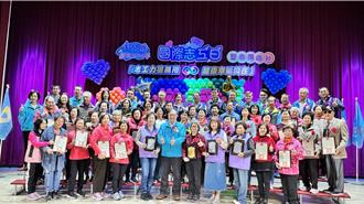 慶祝國際志工日 金門表揚績優團隊人員並為新志工隊授旗