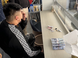 高雄妇投资虚拟币 面交70万税金助警逮假币商车手