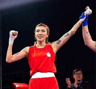 黃筱雯世界拳總年終賽「摘金」　4比1大勝蒙古女將