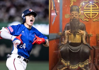 神巧合？台湾队长「比框」这手势 青山宫这神明才是始祖！