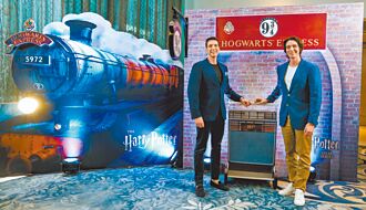 哈利波特雙胞胎認老 重返片場《烘焙巫師》