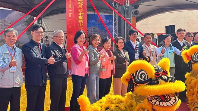 全国最大的社会住宅案今（30）日在高雄市凤山区举办「胜利安居A」动土典礼，总计1865户，预计2029年1月完工。（柯宗纬摄）