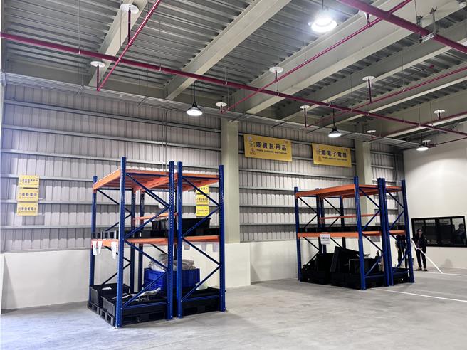 桃園市環保局利用國防部閒置營區活化興建平鎮區資源循環園區30 日揭牌啟用。（廖姮玥攝）