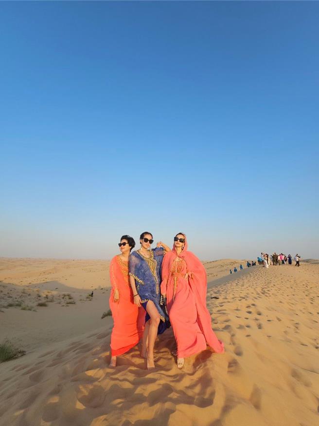 刘伊心近日在杜拜观光兼看房。（刘伊心提供）