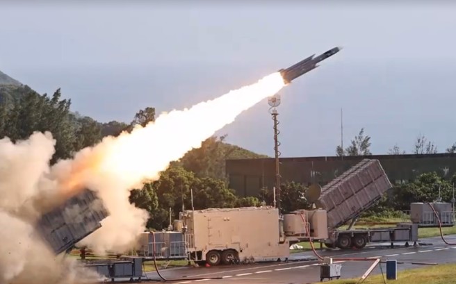 雄風三型反艦飛彈發射畫面。(國防部提供)