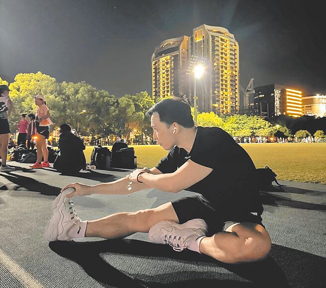 規律運動可刺激大腦的可塑性、提升認知功能，甚至減緩認知衰退。（讀者提供／林周義台北傳真）