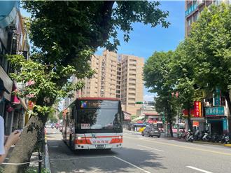 職業駕駛人事故比例增 北市交通局：建議維持記點