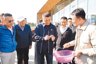 鍾東錦訪上海 拓展農漁交流