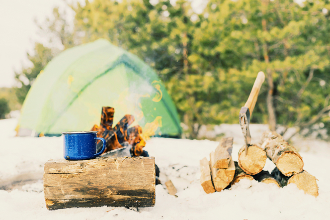 大陆旅游网红挑战零下30°C露营，不料因一氧化碳中毒身亡。（示意图：Shutterstock／达志）