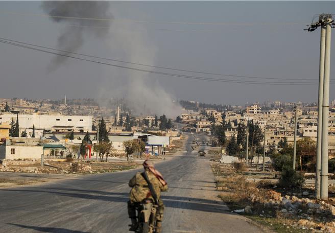 由伊斯兰激进组织「沙姆解放组织」领导的叙利亚反抗军，目前控制了叙利亚北部的第二大城市阿勒坡大部分地区。（路透社）