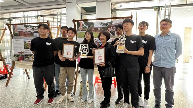 新營區姑爺社區發展協會得到台南築角計畫的金獎。（張毓翎攝）