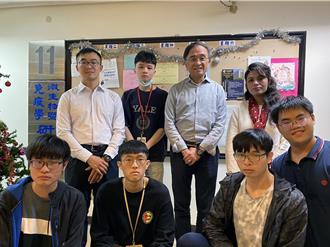 病毒侵人体免疫机制颠覆想像 成大新发现登全球顶尖期刊