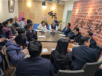 陳玉珍協調增小三通船班、春節加班機  