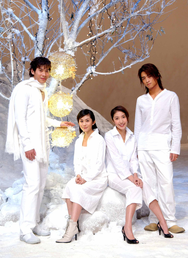 当年《雪天使》杨谨华(右二)也有参与演出。（图／中时资料照）