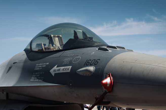 全球百大軍備商賺翻，一年銷售額達到6320億美元。（示意圖／shutterstock達志）