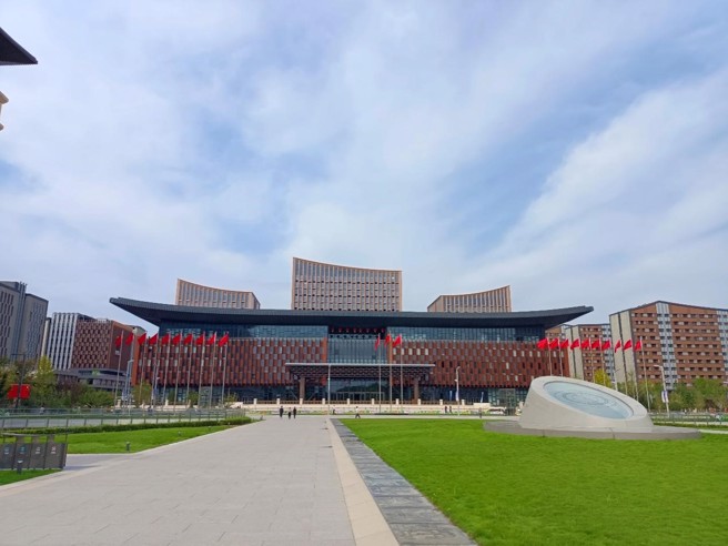 雄安会展中心设计理念以东方美学建设，展现雄安风貌。(图/周圣浩提供)