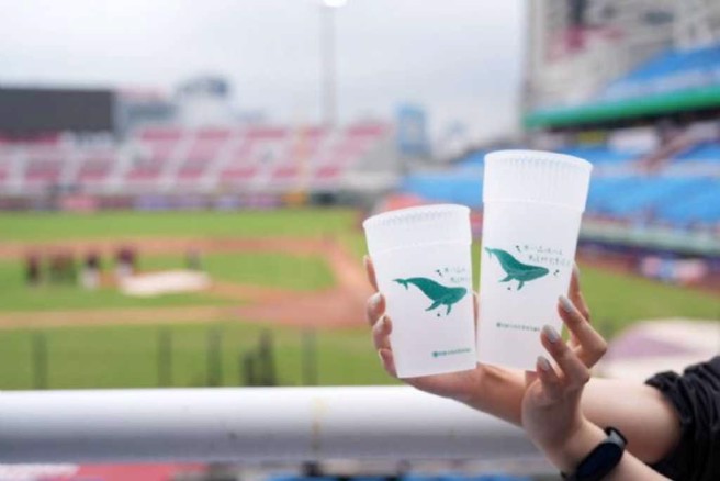 赛事活动推广民眾使用循环杯(桃园市政府提供)