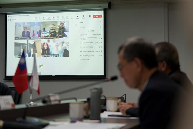 桃园与捷克布尔诺市线上对谈，力促技职合作交流。（秘书处提供）