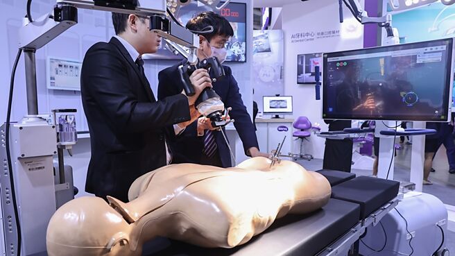 科技业者布局智慧医疗领域，创新应用有助应对未来高龄化社会需求。图／本报资料照片