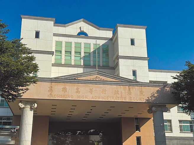 婦人開車行經國道時速達142公里被開罰，她提行政訴訟，指當天是因丈夫身體出現狀況才會違規，非惡意危險行為，高雄高等行政法院審理後判撤銷罰單。（洪靖宜攝）