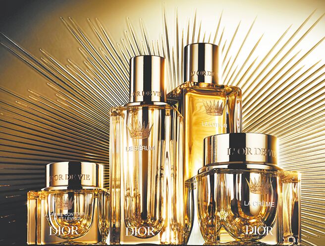 迪奥《生命之源臻金醇萃系列》全产品系列图。（迪奥提供）