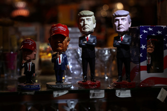 川普威脅加徵關稅 外媒：中加墨出口商提前發貨