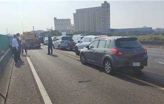 國1岡山段上午連2起連環追撞   全都是這原因肇事