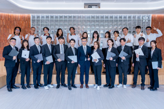 信義房屋數位轉型賦能員工  勇奪數位奇點獎大獎等六項大獎肯定