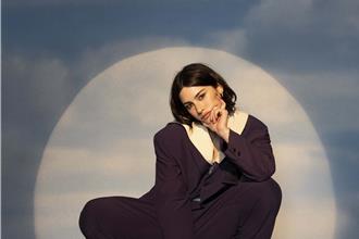 泰勒絲欽點暖場嘉賓！樂壇年度新人將登台演唱