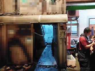 平鎮公寓疑遭縱火 住戶抱怨惡鄰像未爆彈衛生局介入關心