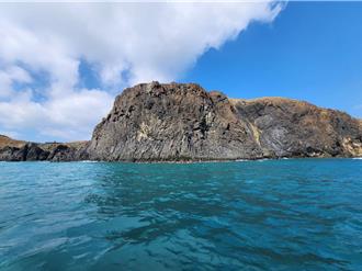 遠赴澎湖嶼坪海釣 高雄釣客峭壁下落海溺斃