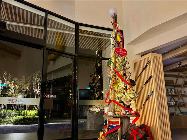 台东红叶谷绿能温泉园区将于12月6日举办「红叶光辉．点亮传承之光」圣诞树点灯仪式。（台东红叶谷绿能温泉园区提供）