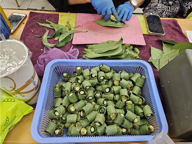 衛福部將提出「檳榔健康危害防制法」，草案預計年底前預告，對於禁止嚼食場所、原料檢驗等，都將進行規範。（羅琦文攝）